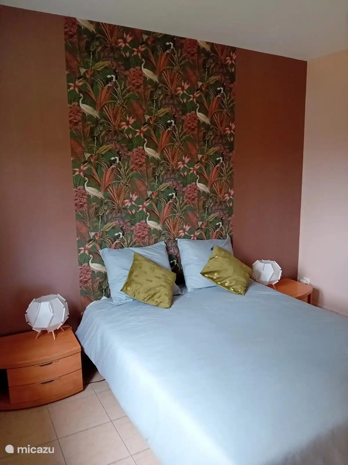 Schlafzimmer 3 befindet sich ebenfalls im Erdgeschoss und ist mit einem Doppelbett ausgestattet.