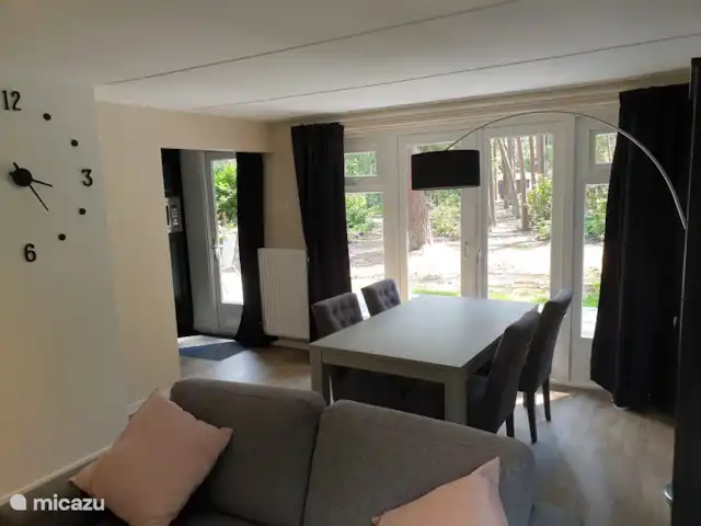 Location de Vacances Pays-Bas, Overijssel, Holten, maison de vacances - Le tribunal de la poste Le salon avec accès à la cuisine