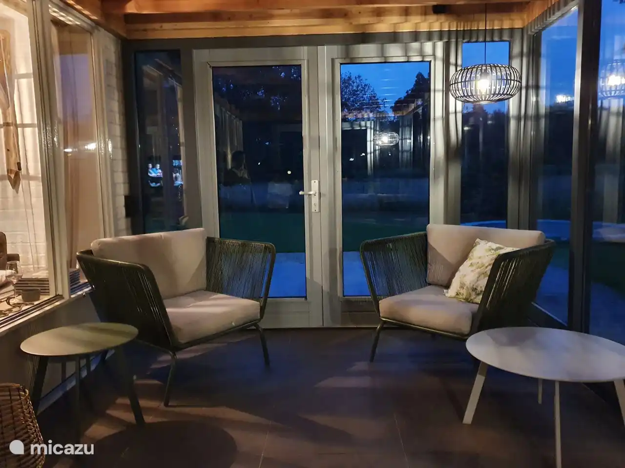 Schönes Gartenzimmer von 17m2