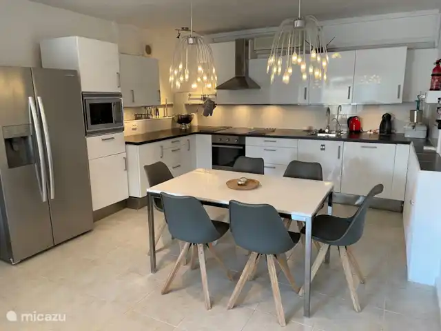 Casa Bel Air | Espagne, Costa Blanca, Moraira - villa Cuisine ouverte avec table à manger et frigo américain