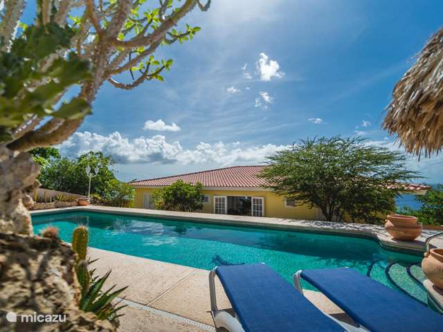 Vakantiehuis Curaçao, Banda Abou (west), Cas Abou - villa Cariblue 180° zeezicht en Magna pool