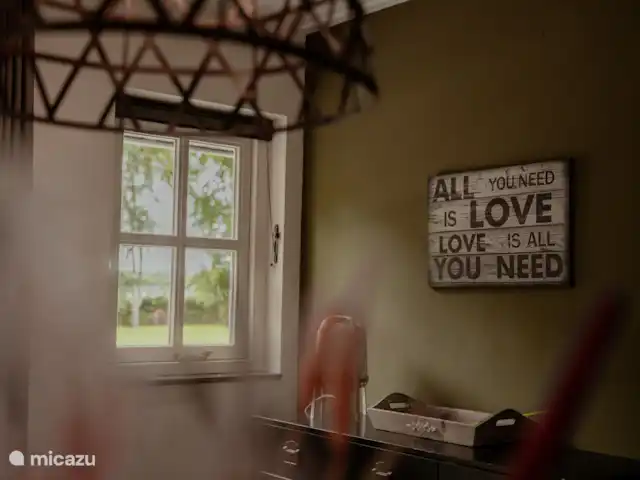 Boekels Buiten en Países Bajos, Barbante Septentrional, Boekel - casa vacacional puedes mirar afuera desde el comedor