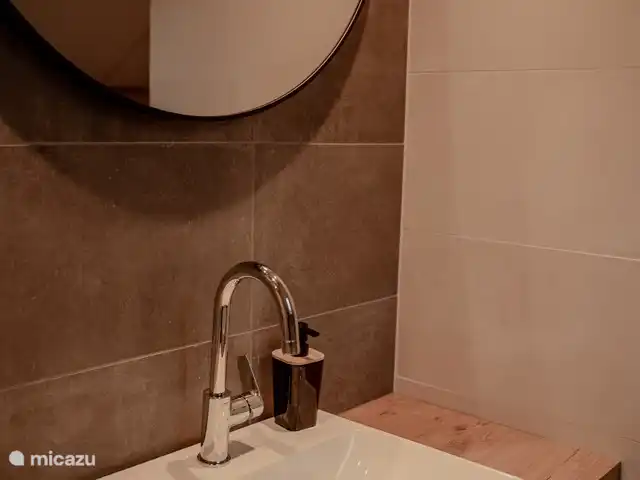 Boekels Buiten en Países Bajos, Barbante Septentrional, Boekel - casa vacacional lavabo del baño de arriba