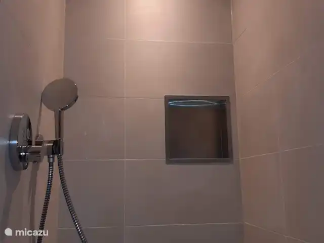 Boekels Buiten en Países Bajos, Barbante Septentrional, Boekel - casa vacacional agradable ducha de lluvia y ducha de mano separada