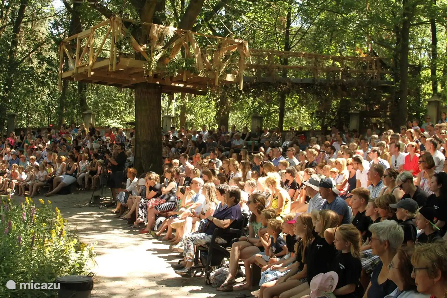 Theatergruppe De Kern in Händel 7 km