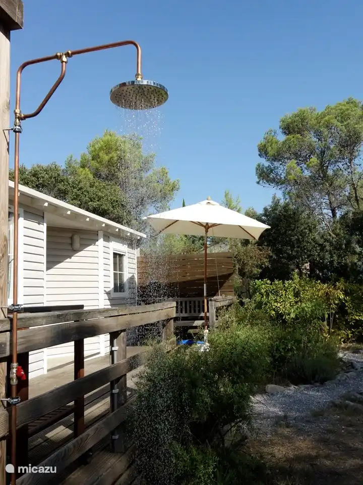 Wunderbare Außendusche!