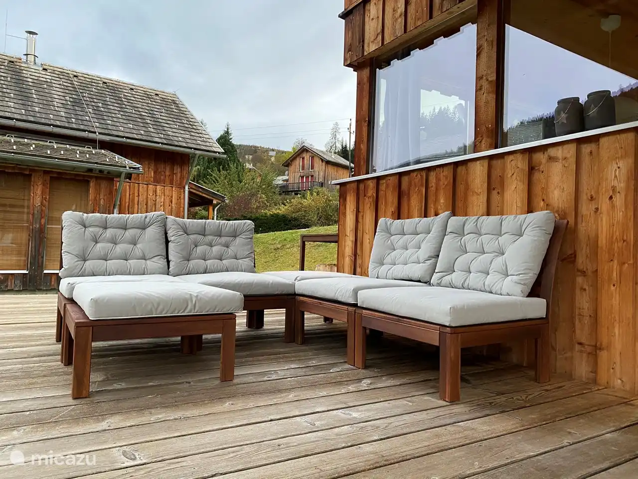 Juego de salón en la terraza