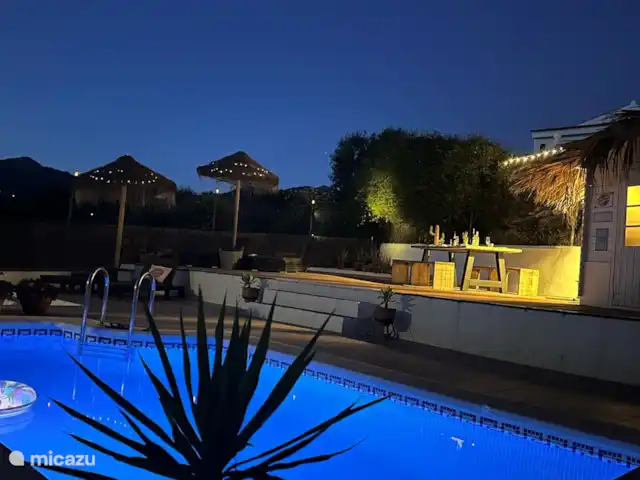 Villa Amigos del Sol -Super vues | Espagne, Andalousie, Alcaucin - villa Baignade nocturne dans une piscine illuminée