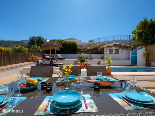 Villa Amigos del Sol -Super vues | Espagne, Andalousie, Alcaucin - villa Déjeuner au bord de la piscine