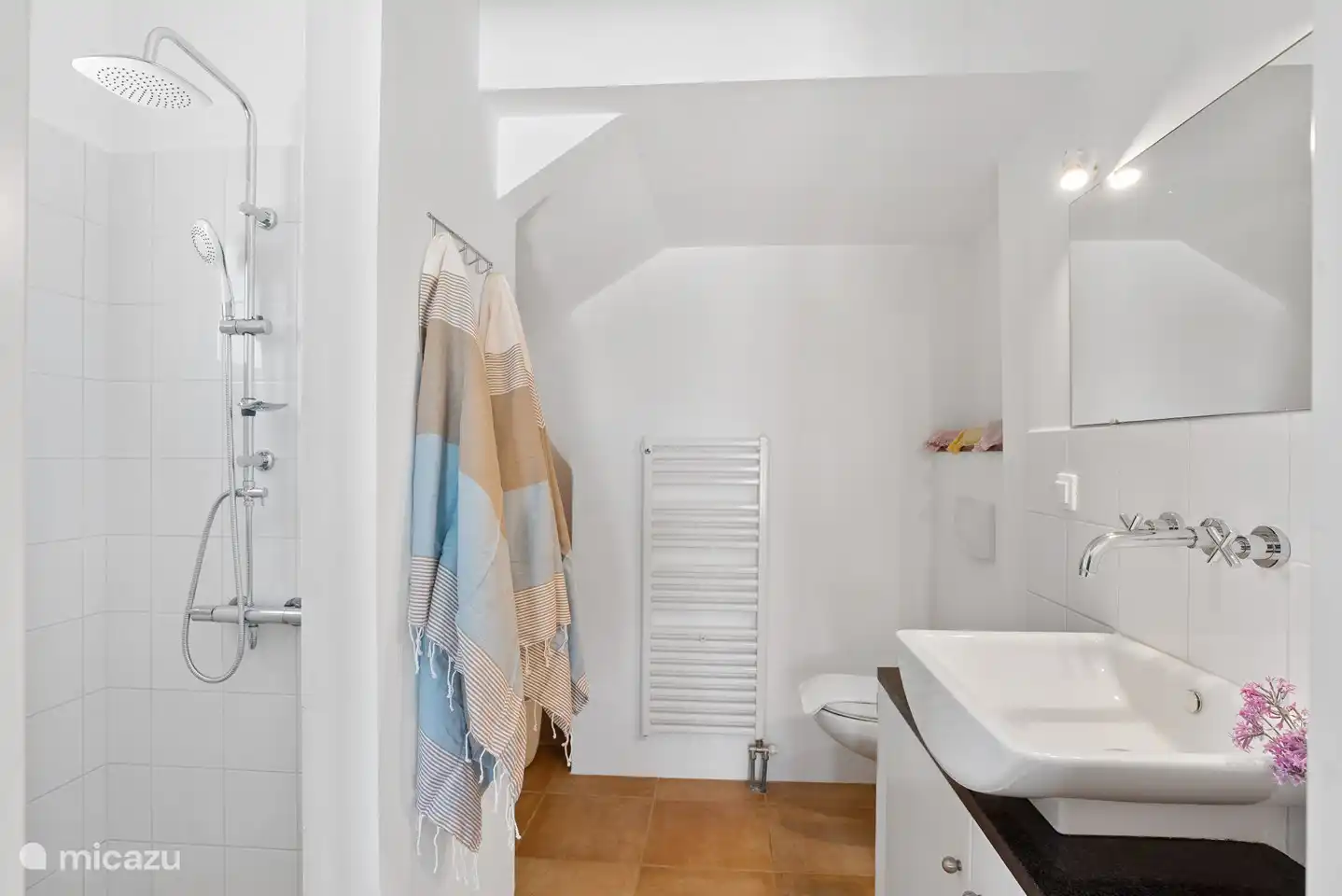 Villa Helios en suite Badezimmer