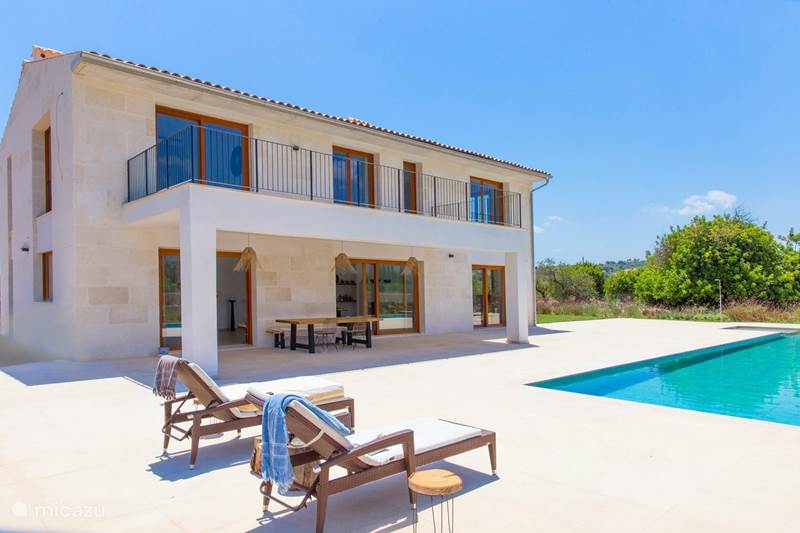Vakantiehuis Spanje, Mallorca, Campanet Villa Luxe Villa met zwembad in Mallorca