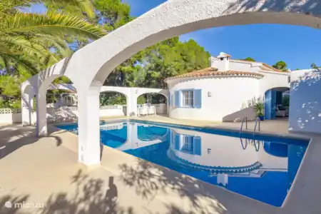 Vacation rental Spain, Costa Blanca, Moraira holiday house Villa Delfin Azul