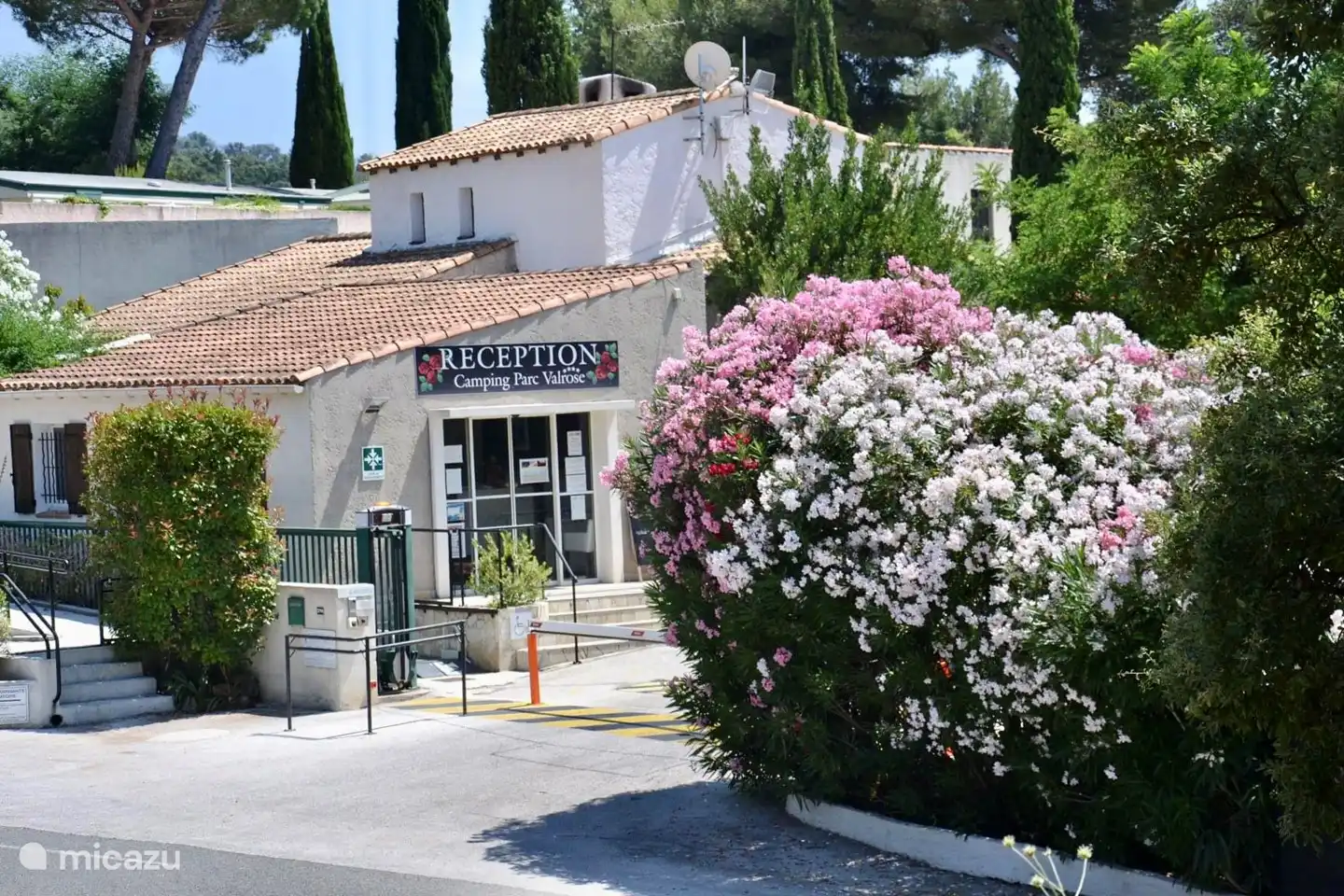Park Valrose in Frankreich, Côte d´Azur, La Londe-les-Maures - Mobilheim