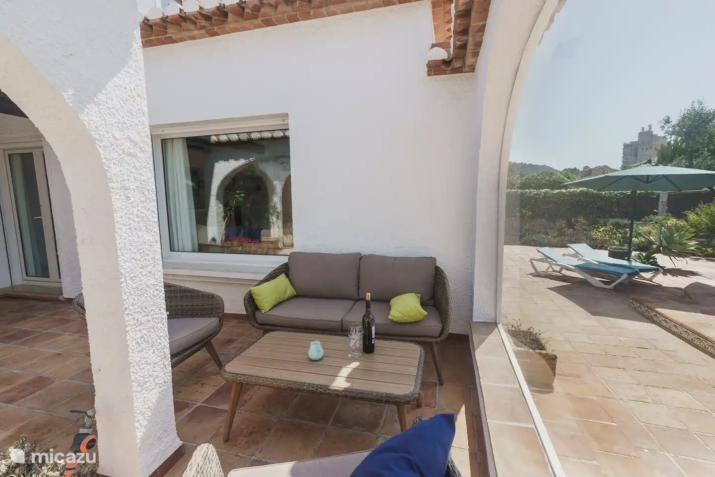 Villa Lotus Moraira Patio Lounge Set