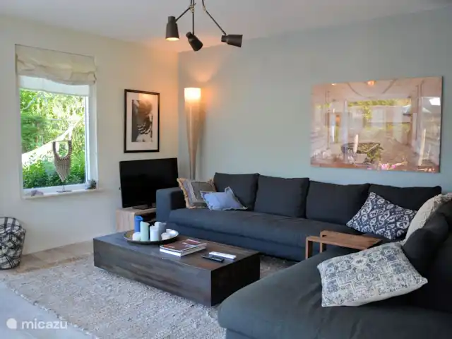 Valhalla junto al mar en Países Bajos, Holanda Meridional, Noordwijk - casa vacacional Sala de estar