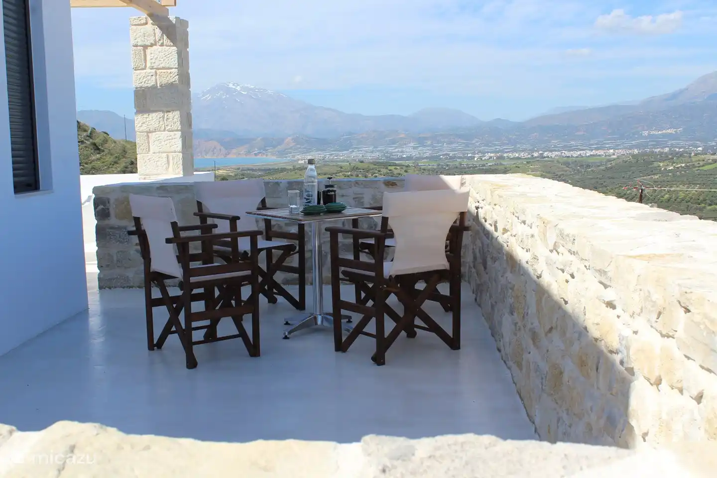 Veel ruimte aan de zijkant van het dakterras