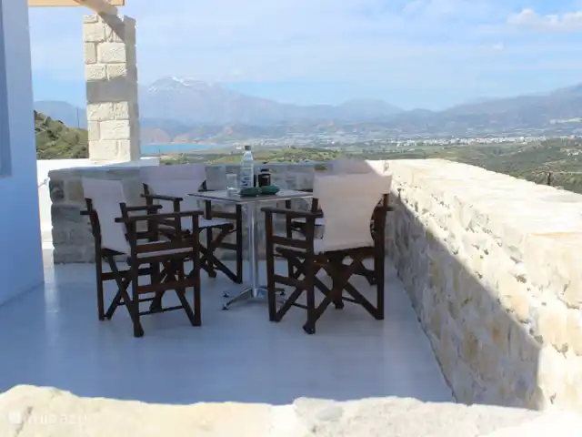 Villa Xenia | Grèce, Crète, Kamilari - maison de vacances Beaucoup d'espace du côté de la terrasse sur le toit