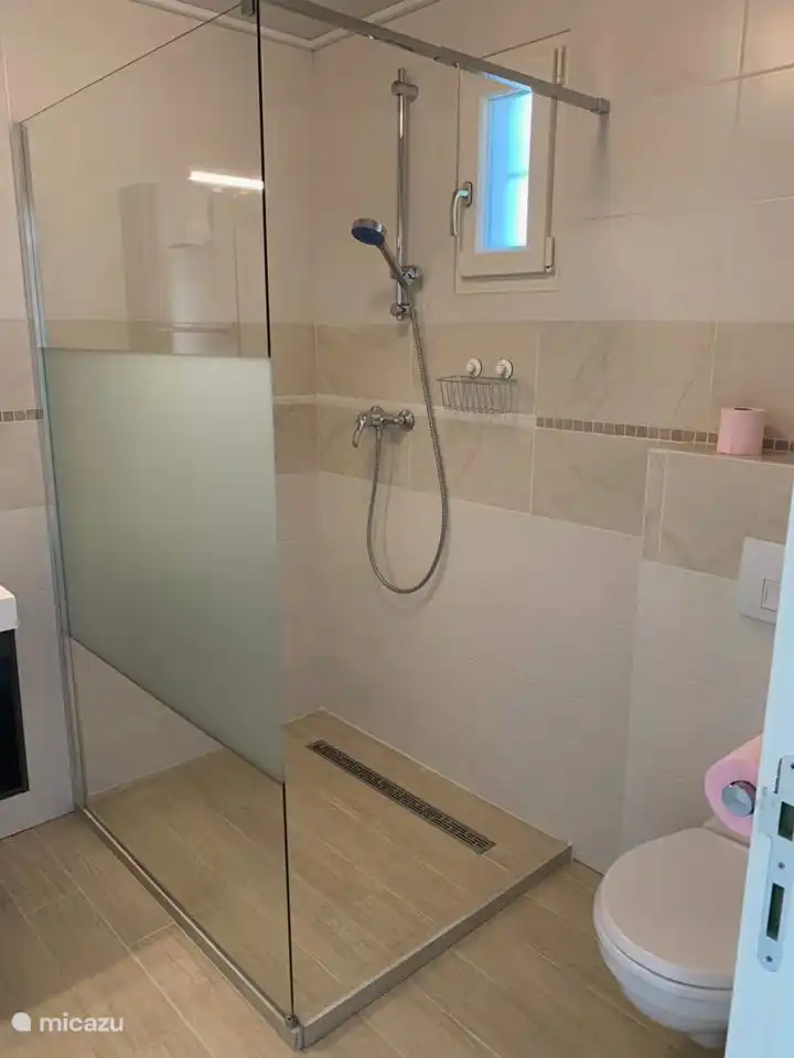 walk-in shower
