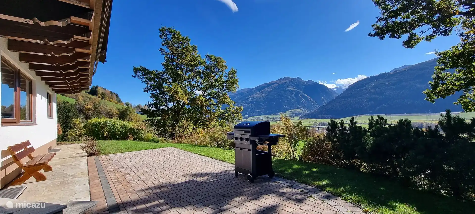 Grilling with a dream view