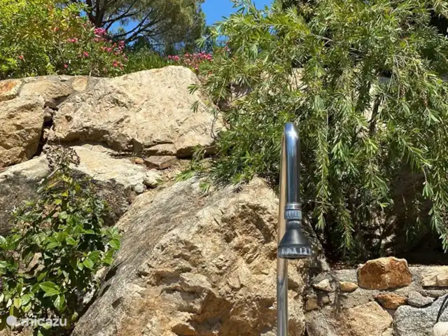 Casa Alegre huren in Spanje, Costa Brava, Calonge - vakantiehuis Buitendouche bij het zwembad.