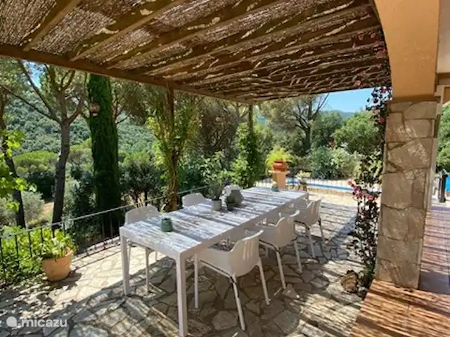 Casa Alegre huren in Spanje, Costa Brava, Calonge - vakantiehuis Met pergola overdekte grote terras (2e deel met mooie grote terraseettafel)
