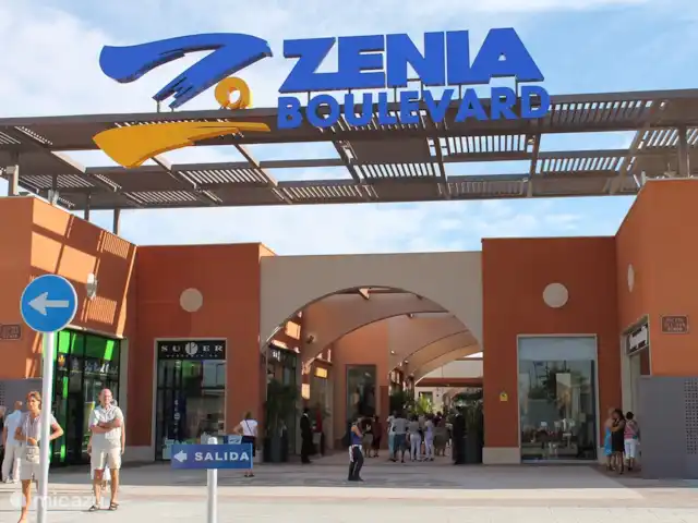 Villa privada de lujo moderno en España, Costa Blanca, Orihuela Costa - villa Centro comercial La Zenia Boulevard
