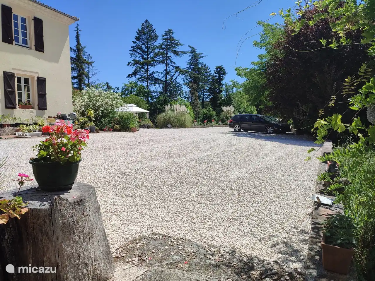 The courtyard with parking