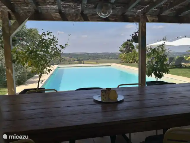 Le Blaireau | France, Gers, Gaujan - maison de vacances Amusez-vous dans et autour de la piscine