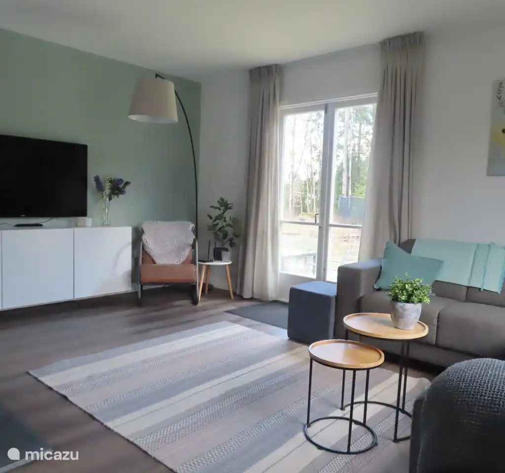 Huis 'GWEN' bij meer + full service