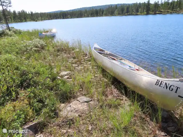 Location de Vacances Suède, Värmland, Nykroppa, maison de vacances - Maison GWEN en lac +service complet Nos clients sont autorisés à utiliser les canoës mis à disposition. Le lac est un excellent point de départ pour naviguer sur l’un des magnifiques itinéraires de canoë.