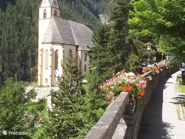 Mooi Stekkie | Autriche, Carinthie, Grosskirchheim - bungalow Vue de l'église de Heiligenblut