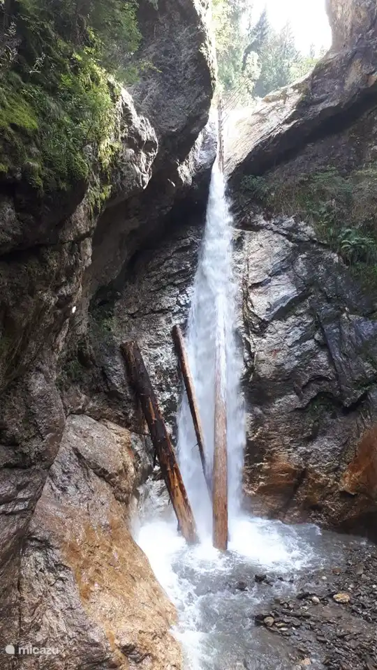 Ragaschlucht sehr beeindruckend, wie das Wasser durch die Schlucht fließt Geöffnet von Mitte Mai bis Mitte Oktober