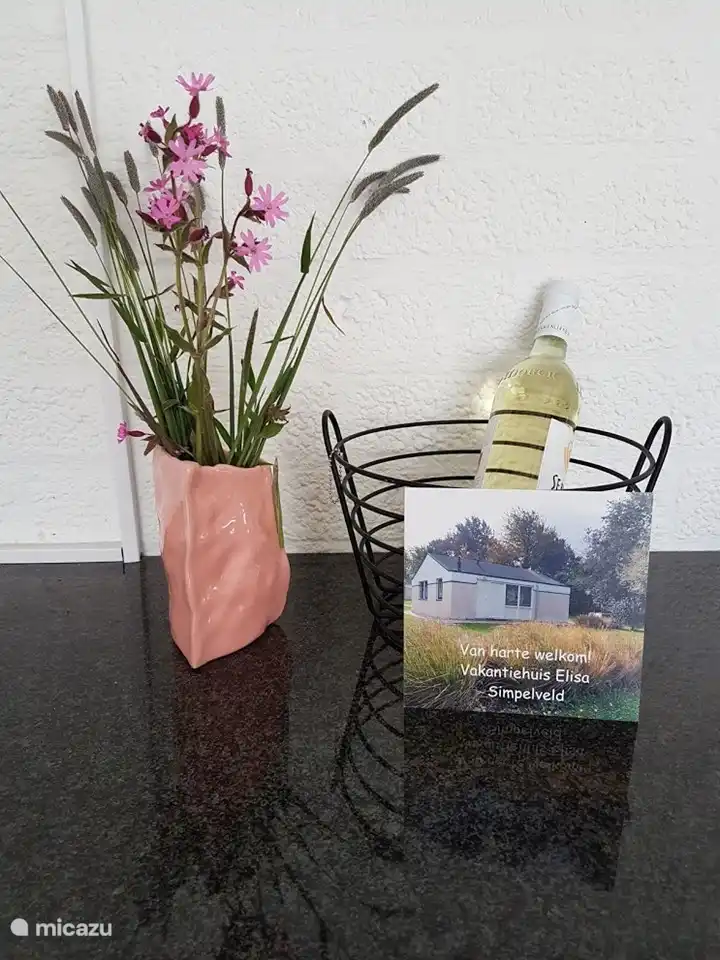 Ein köstlicher Wein steht für unsere Gäste bereit!