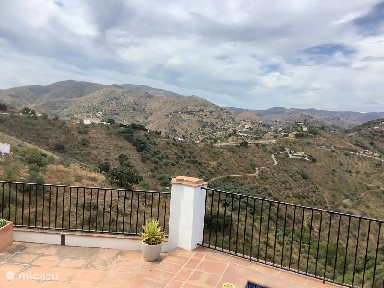 Uitzicht vanaf het zwembad