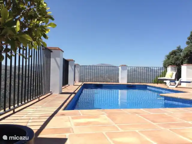 villa en España, Costa del Sol, Comares – Casa Mendoza Piscina