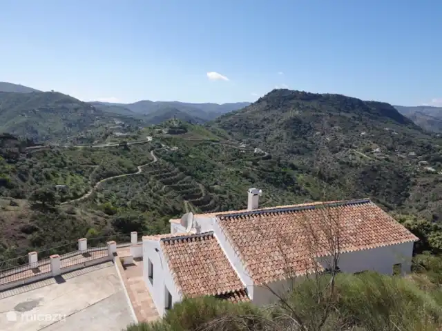 villa en España, Costa del Sol, Comares – Casa Mendoza Casa Mendoza: vista desde el camino de terracería. ¡Completamente privado!