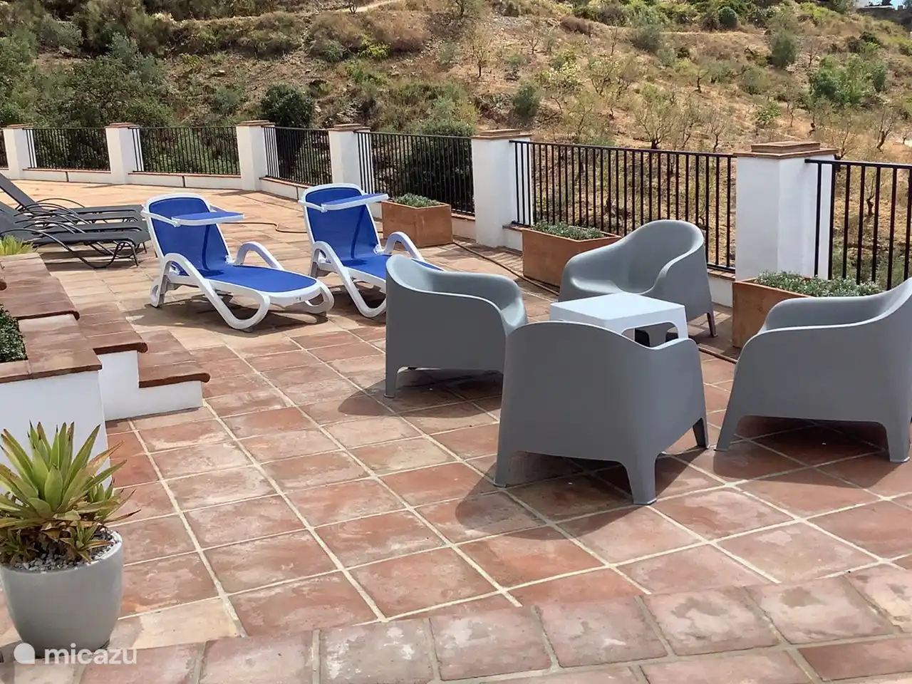 Lekker genieten van een aperitiefje.