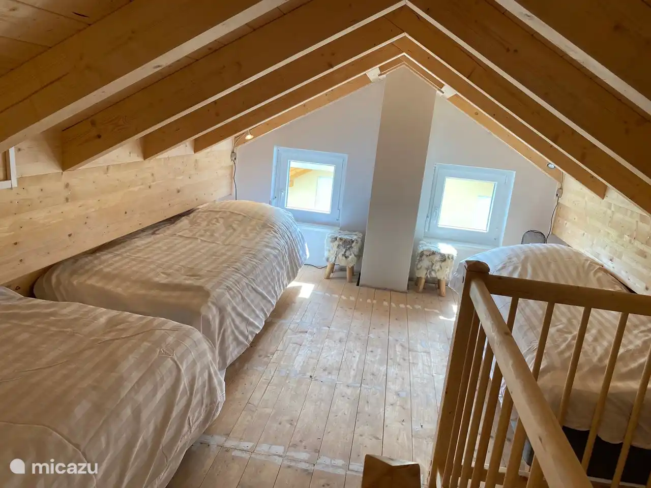 Chambre mansardée, 3 lits