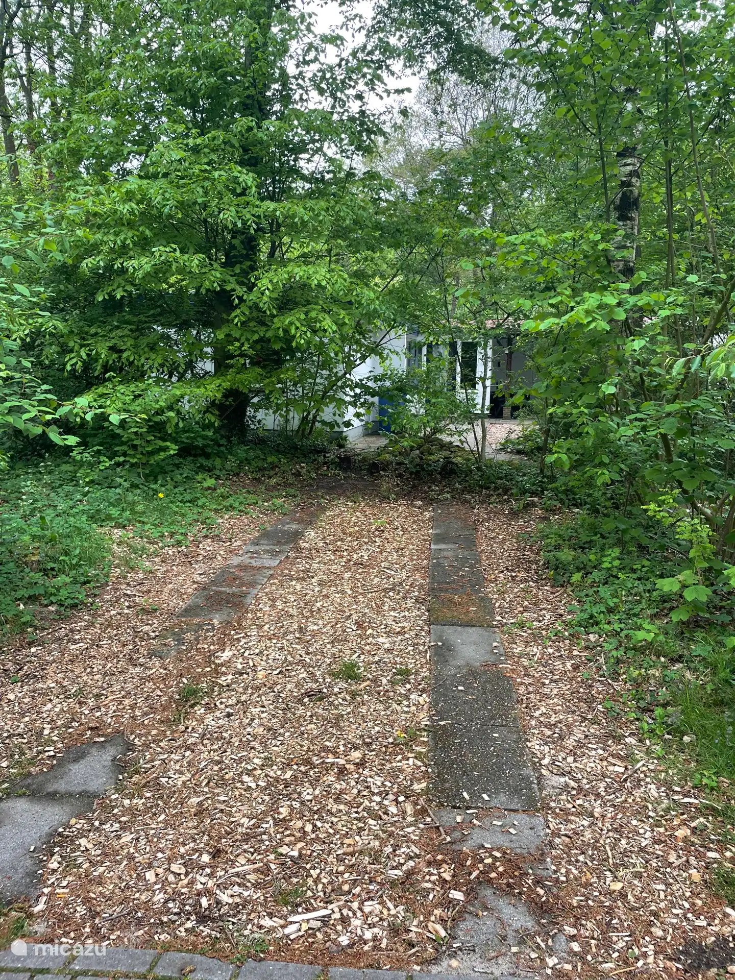 parking for 1 car