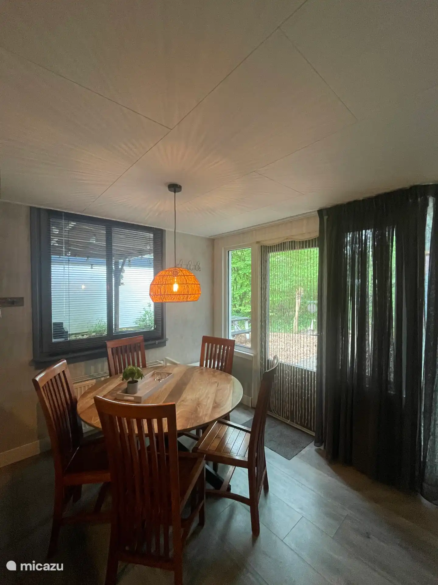 Eethoek voor 5 personen