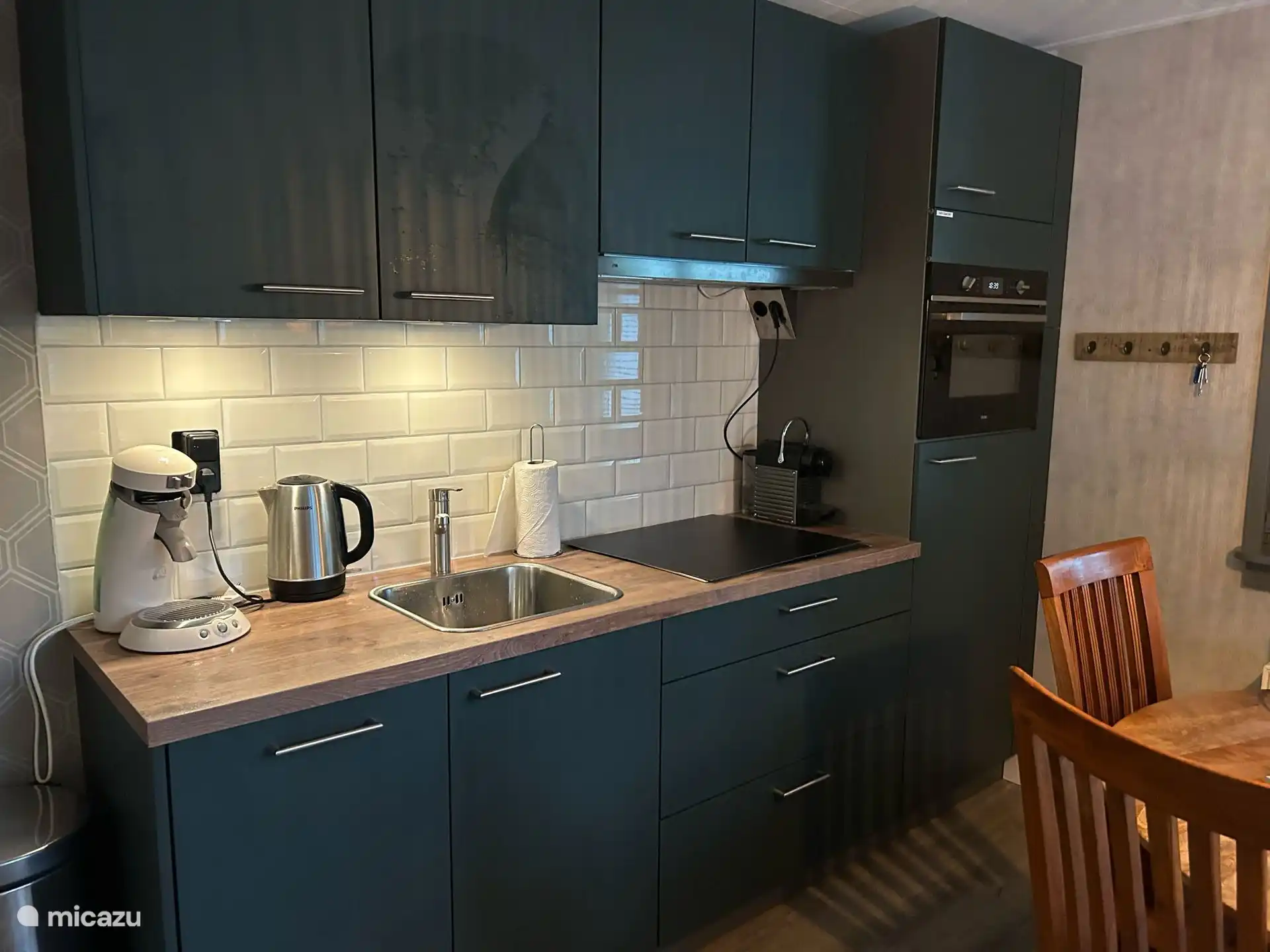 Además de Senseo y Nespresso, también hay una cafetera de filtro disponible.