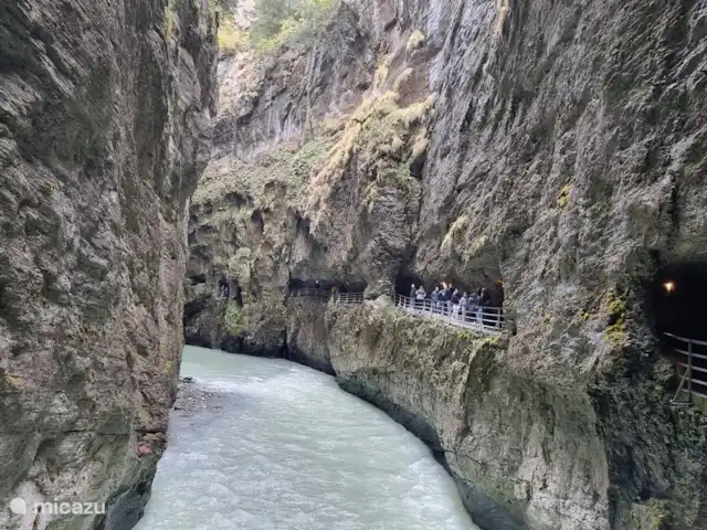 Chalet Belle Hélène | Suisse, Valais, Fiesch - chalet Aareschlucht (ravin) près de Meiringen.