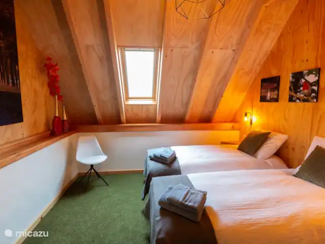 Vakantiehuis de Kampstede huren in Nederland, Overijssel, Denekamp - appartement En dit is de herfstkamer met een foto van kasteel 't Singraven.