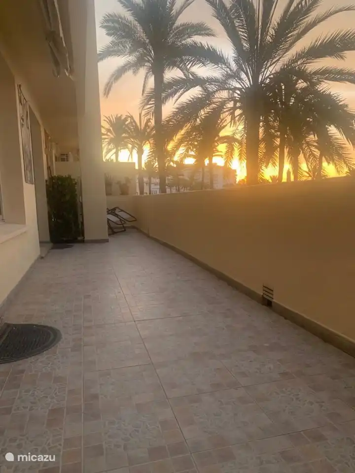 Terrasse très spacieuse