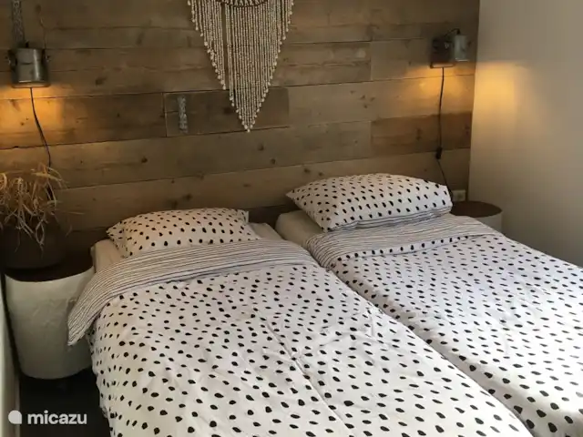 De Goede Ree 37 | Pays-Bas, Hollande méridionale, Goedereede - chalet Chambre avec 2 sommiers 80x200.. et 2 casiers