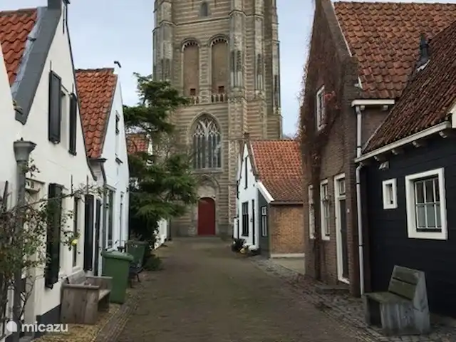 De Goede Ree 37 | Pays-Bas, Hollande méridionale, Goedereede - chalet Belle tour gothique, construite dans les années 1467-1512