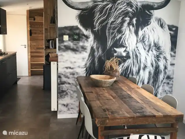 De Goede Ree 37 | Pays-Bas, Hollande méridionale, Goedereede - chalet Grande table avec 6 chaises et le montagnard regarde