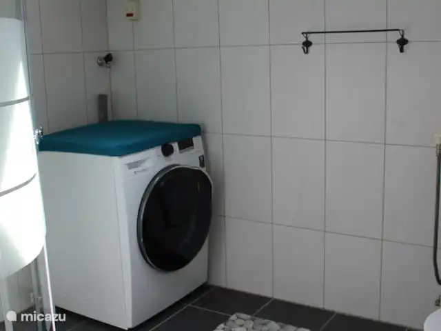 Location de Vacances Pays-Bas, Hollande du Nord, Julianadorp aan Zee, appartement - De Oeverzwaluw Il y a aussi une machine à laver.