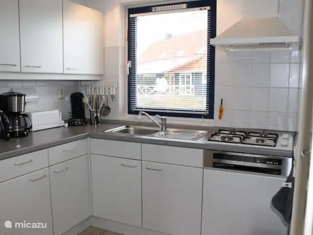 bungalow huren in Nederland, Noord-Holland, Julianadorp aan Zee – Bungalow De Duinbloem keuken