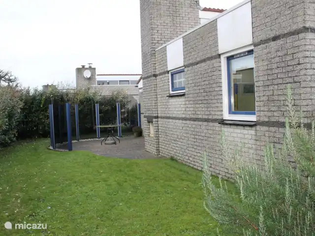 bungalow huren in Nederland, Noord-Holland, Julianadorp aan Zee – Bungalow De Duinbloem tuin